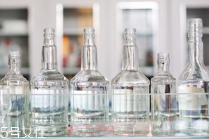 白酒喝之前要醒酒嗎？酒精揮發(fā)利于健康