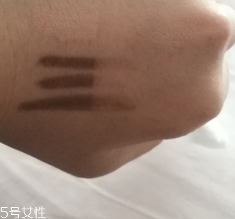 自然堂卸妝水好用嗎？從價(jià)格和效果說起