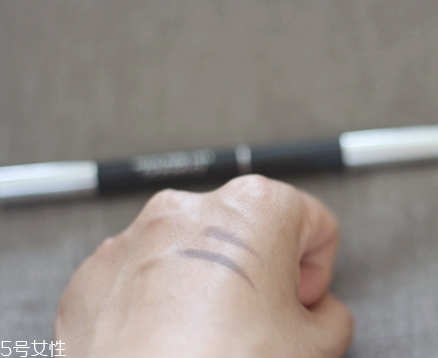 自然堂眉筆怎么樣？來看看眉筆的質(zhì)量