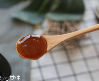 麥盧卡蜂蜜有什么驚人功能？內(nèi)服外敷功能強(qiáng)大
