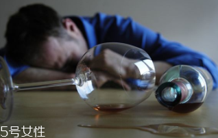 喝多少酒算安全？有基因缺陷的中國人最好不要喝