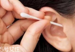耳屎過多的真相是什么？有可能是咽喉發(fā)炎了