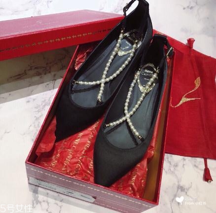 rene caovilla是什么牌子？足尖的奢華藝術(shù)品