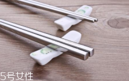 筷子應(yīng)該怎么洗？不要泡不要搓不要圖省事