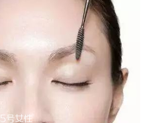 眉型為什么很奇怪？眉頭沒(méi)畫(huà)好