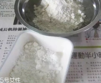 蘿卜丸子用什么粉？面粉還是淀粉？