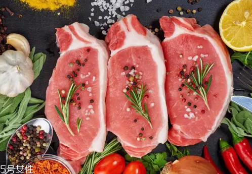 凍肉多久該扔？冷凍肉和冷鮮肉大不相同