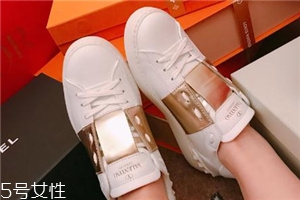 華倫天奴鞋子磨腳嗎？穿上它你就是仙女