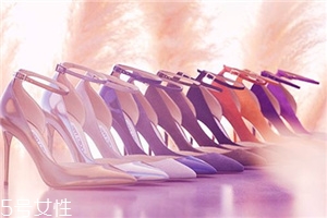 jimmy choo是幾線品牌？讓女星們欲罷不能的高跟鞋