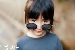 Jasper戴墨鏡，這樣扮酷讓孩子更自信！