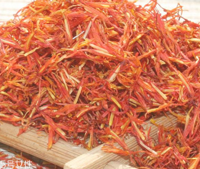 紅花泡腳孕婦可以用嗎？妊娠期禁止使用紅花