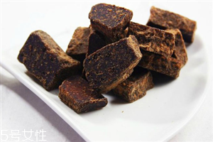 黑糖為什么比紅糖貴？經(jīng)期吃紅糖好還是黑糖好？