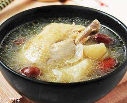 冬天喝雞湯還是鴨湯？雞湯和鴨湯各有優(yōu)點(diǎn)