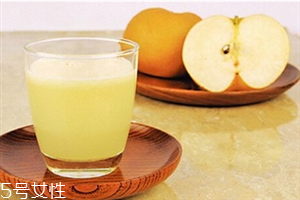 梨和什么榨汁好喝？梨子最適宜于秋季和冬季吃