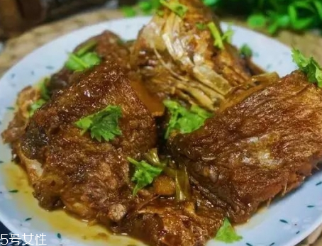 如何燉魚好吃又簡單？最簡單的燉魚方法介紹