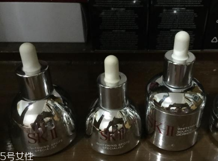 sk2小燈泡和小銀瓶哪個好？sk2小燈泡使用測評