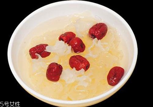 銀耳紅棗湯寶寶能喝嗎？對寶寶有著很多好處