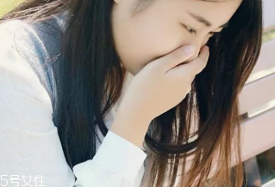 長期干咳是什么原因？可能是這種癌癥的征兆