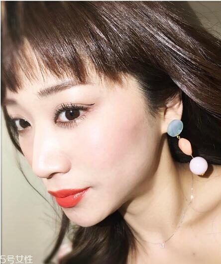 什么是折痕眼線？完整畫眼妝的順序