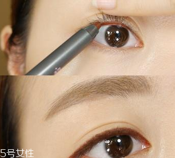 初學(xué)者怎么畫眼線好？教你如何正確畫完整眼妝