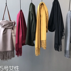 冬天戴什么圍巾好看？貌美又溫暖的圍巾大盤點(diǎn)