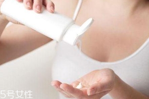 去角質(zhì)身體乳該怎么挑選？認(rèn)準(zhǔn)甘醇酸濃度最重要