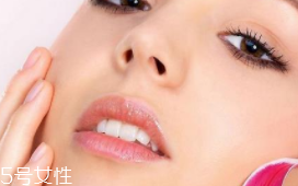 卸妝油是全能的嗎？卸妝3種質(zhì)地這么選