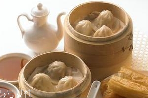 不吃早餐會(huì)得膽結(jié)石嗎？早餐飲食有講究