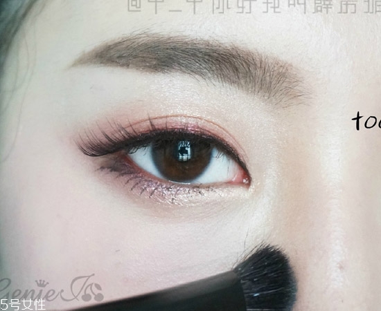 桃花眼妝容好看嗎？桃花眼妝容教程