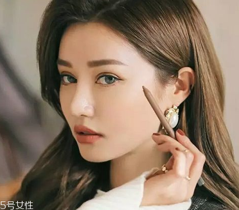 淡妝眼影怎么畫好看？好用的眼影膏和眼影產(chǎn)品推薦