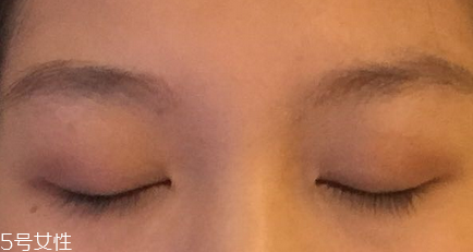 眼影怎么畫會(huì)自然好看？眼影顏色這樣搭配最好看