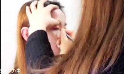 內(nèi)雙怎么畫眼線？內(nèi)雙眼皮畫眼妝技巧