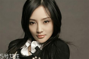 內(nèi)雙怎么變外雙眼皮？內(nèi)雙眼睛變大技巧