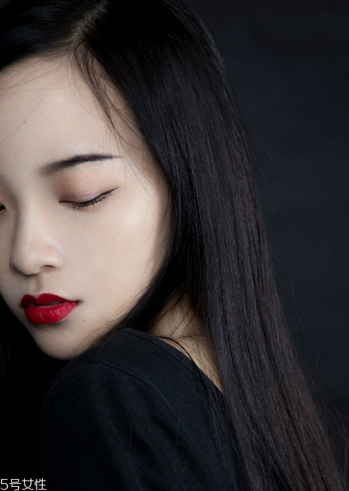 內(nèi)雙怎樣畫眼線成外雙？單眼皮內(nèi)雙女生福音