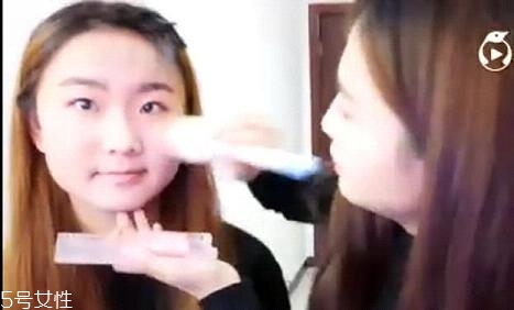 內(nèi)雙怎么畫眼線？內(nèi)雙眼皮畫眼妝技巧