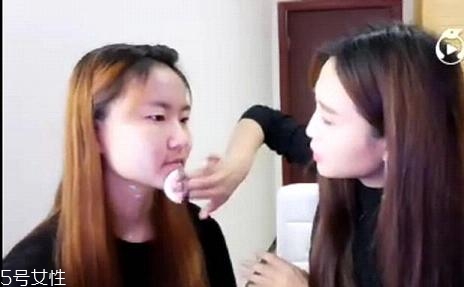 內(nèi)雙怎么畫眼線？內(nèi)雙眼皮畫眼妝技巧