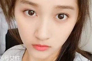 薄唇怎么畫(huà)唇妝？利用技巧打造完美唇色