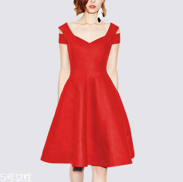 冬天紅色衣服怎么搭配？冬天就要紅