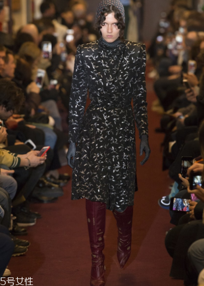 vetements2018秋冬系列服裝怎么樣_好看嗎？