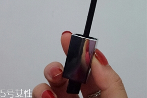 美寶蓮彎彎睫毛膏怎么用？想怎么彎就怎么彎