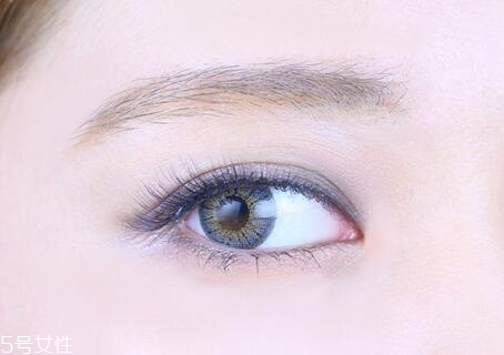西柚色眼影怎么畫(huà)？教你畫(huà)高冷女神妝容