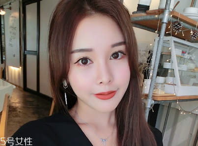 名創(chuàng)優(yōu)品眼影好用嗎？韓系貓眼妝的畫法