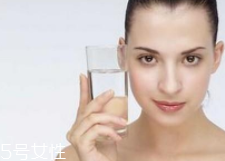 補(bǔ)水貼片面膜適合什么膚質(zhì)？不分膚質(zhì)