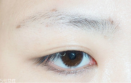 眉毛的畫(huà)法詳細(xì)圖解 三步定點(diǎn)畫(huà)眉