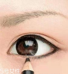 眼線液筆不出水怎么辦？畫眼線的常見誤區(qū)