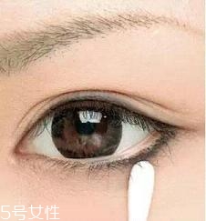 眼線液筆不出水怎么辦？畫眼線的常見誤區(qū)