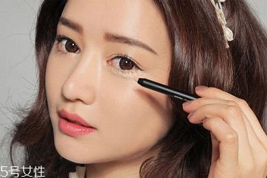 眼線液筆不出水怎么辦？畫眼線的常見誤區(qū)