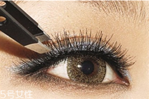 什么是種睫毛？讓你每日多睡三十分鐘