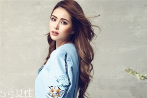 孕睫術(shù)和種睫毛哪個(gè)好？孕睫術(shù)美瞳線不要一起做
