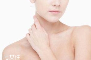 頸紋霜怎么選擇？視黃醇等成分有作用